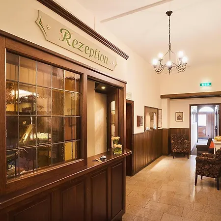 فندق Altdeutsche Weinstube 3*