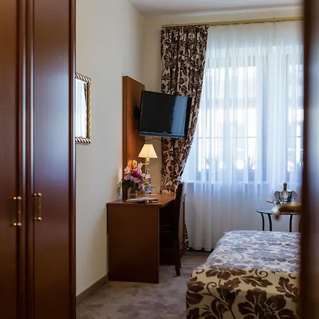 Hotell Altdeutsche Weinstube