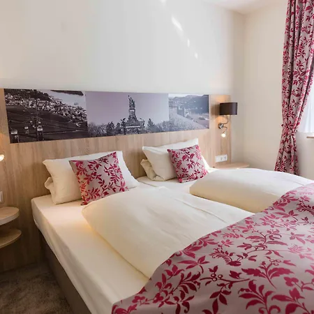 فندق Altdeutsche Weinstube 3*