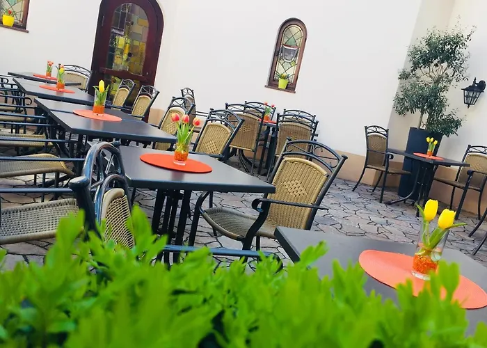 Altdeutsche Weinstube Hotell 3*