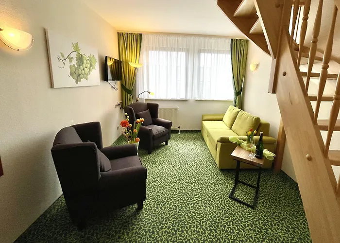 Altdeutsche Weinstube Hotell 3*